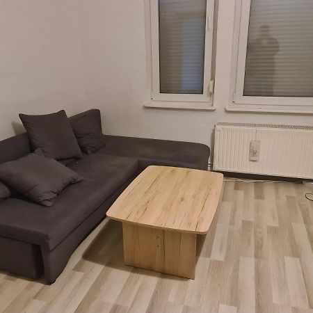 Gss18 1-Og Moeblierte Wohnung In Oebisfelde Bagian luar foto